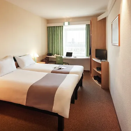 Ibis Marne La Vallee 3*