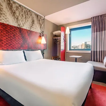 Hotel Ibis Marne La Vallee 3*